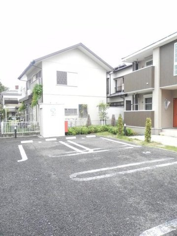 アルカンシエル　フォレⅠの駐車場