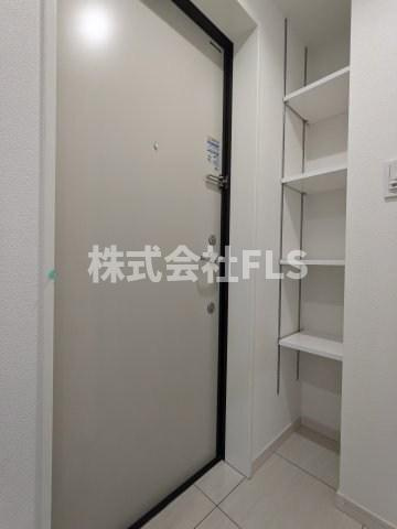 新宿区大京町の賃貸マンションの玄関