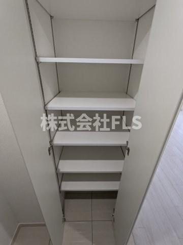 新宿区大京町の賃貸マンションの収納
