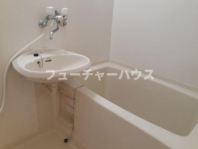 エルディム桜本Ａの浴室