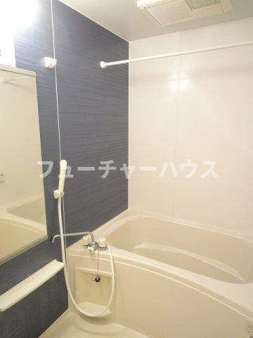プルメリアＳの浴室