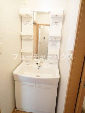 プルメリアＳの洗面所