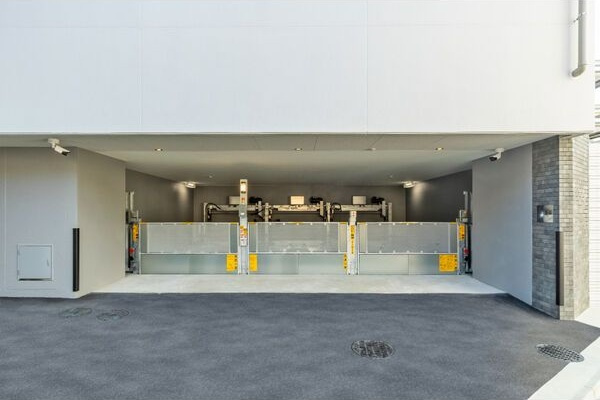 S-RESIDENCE金山三丁目の駐車場