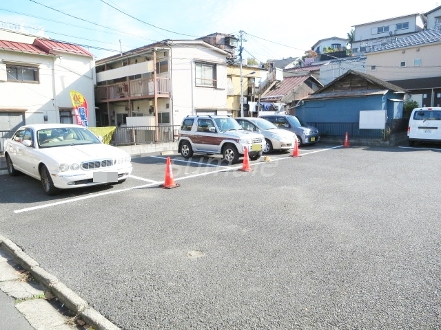 シャーメゾン赤羽の駐車場|近隣に駐車場ございます！！
