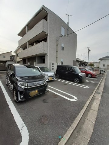 【駐車場】 | グランデ・Ⅰ | 駐車場です