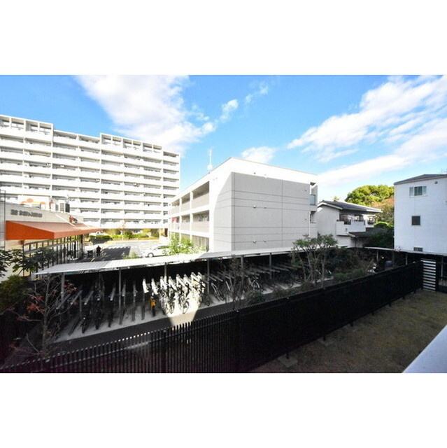 ARTECASA Alivie 綾瀬の内装|明るい色調の室内です