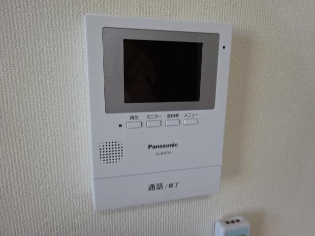 エコハウス華園　社の内装|カメラ付インターホン