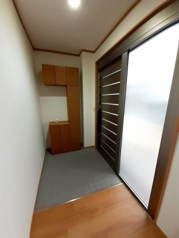 シュープリームの玄関