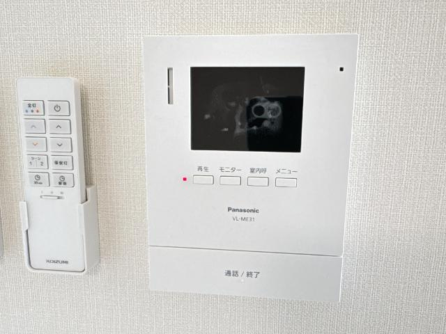 ラ・プレールⅢの内装|カメラ付インターホン