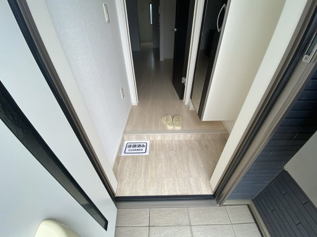 コントレイルの玄関