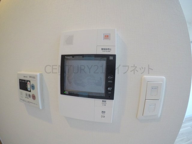 【セキュリティ】 | コンフォリア江坂広芝町
