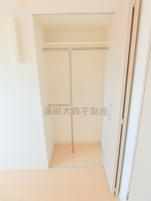 クロスレジデンス蒲田の収納|洋室8.4帖の収納　クローゼット