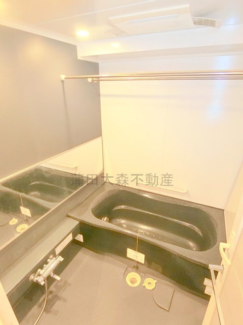 クロスレジデンス蒲田の浴室|追焚と浴室乾燥機付きのお風呂　バスルーム