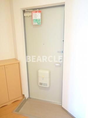 【玄関】 | ヴェルメゾン御所西 | ゆったりとした玄関です