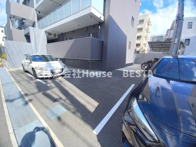 Clair摩耶(クレールマヤ)の駐車場