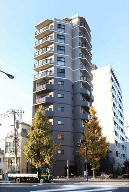 ドゥーエ東大前の外観