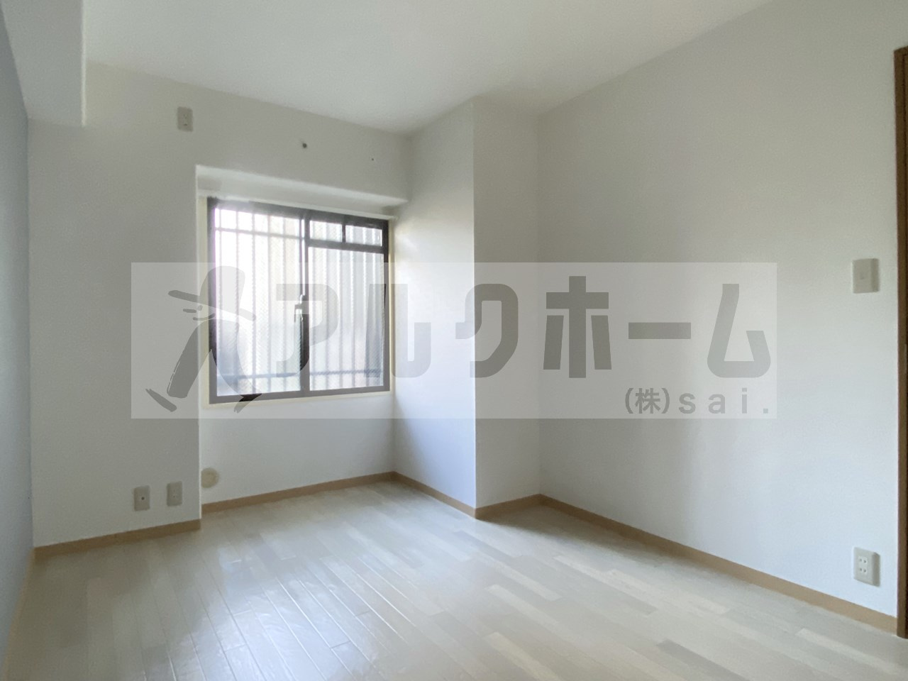 アネーロ国分の洋室
