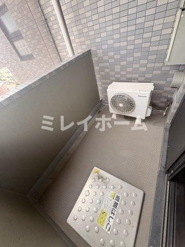 ルーブル大鳥居参番館のバルコニー