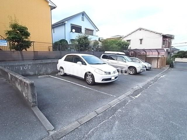 ビビエンダ甲東の外観
