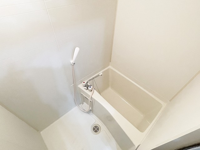 【浴室】 | エンゼルプラザ南草津駅前 | コンパクトで使いやすいお風呂です