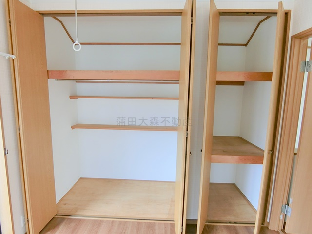 千鳥1丁目貸家の収納|洋室7.5帖　収納
