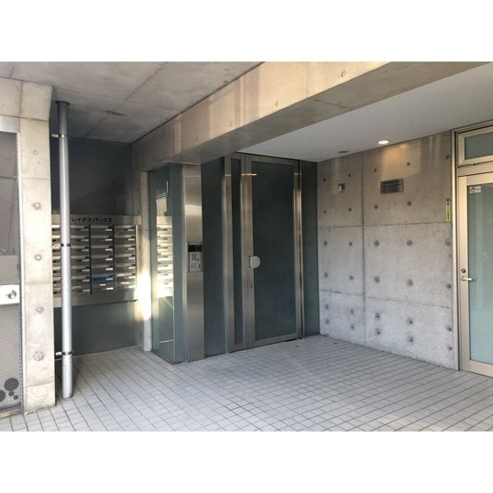 【エントランス】 | クレイタスパークII