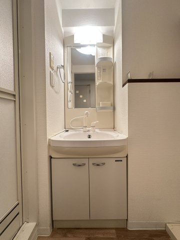 レジデンシャルヒルズ博多南の洗面所