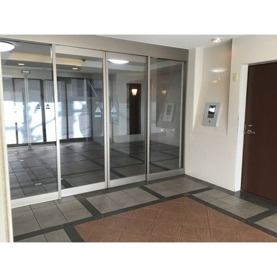【エントランス】 | KDXレジデンス神宮前