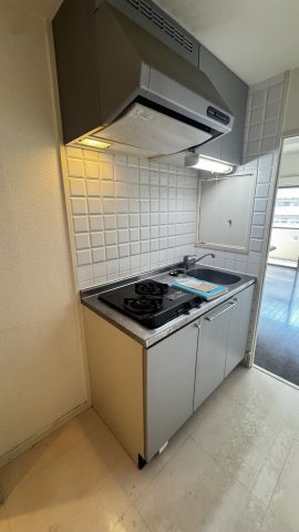 レジデンシャルヒルズ博多東のキッチン
