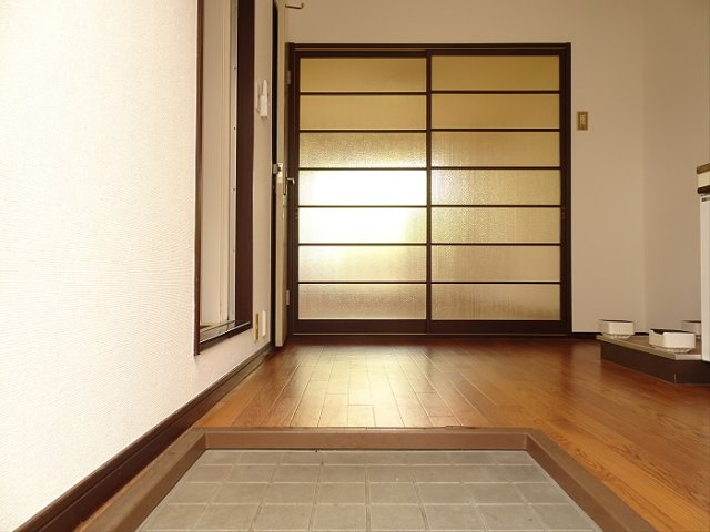 【玄関】 | ラドミール