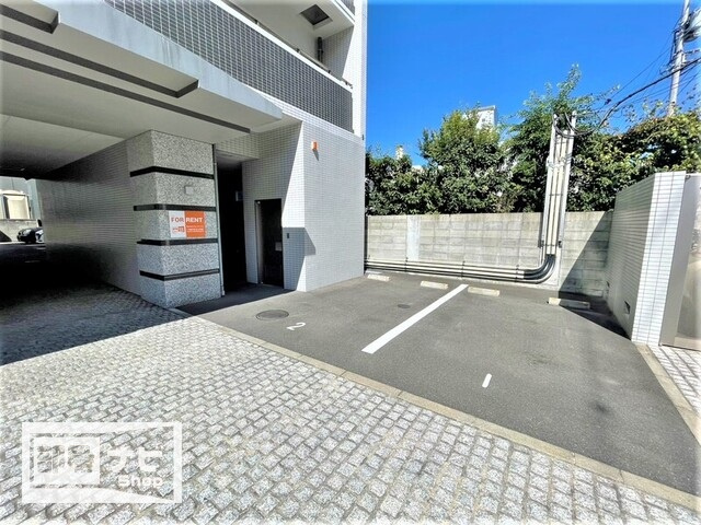 Ｒａｆｆｉｎｅの駐車場|駐車場