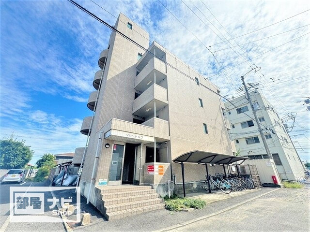 クレール・オゴ
