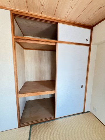リーヴ香櫨園の収納