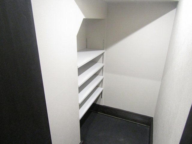 メゾンド蔵大手町の内装