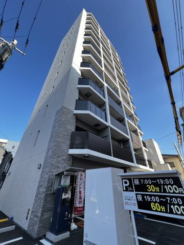 リファレンス竹下駅前の外観