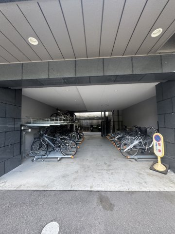 ポルトボヌール神戸湊川公園の駐車場