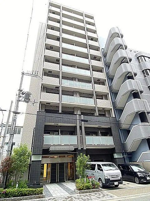 エスリード南森町の外観
