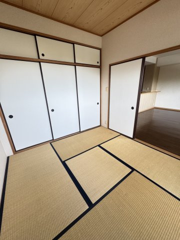 サンコート花山の和室