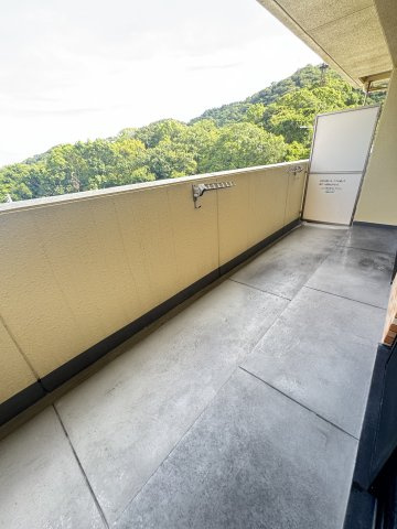 サンコート花山のバルコニー