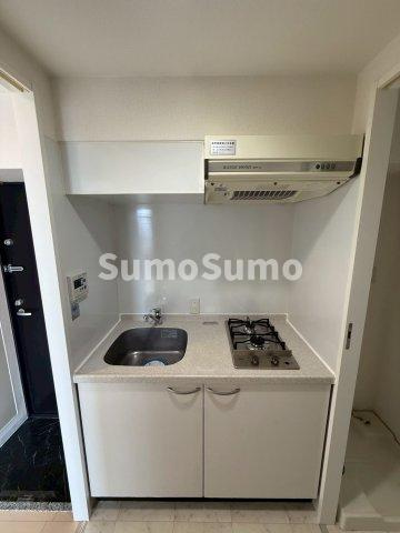 コスモリード谷町六丁目（旧 ドゥーエ谷町）のキッチン