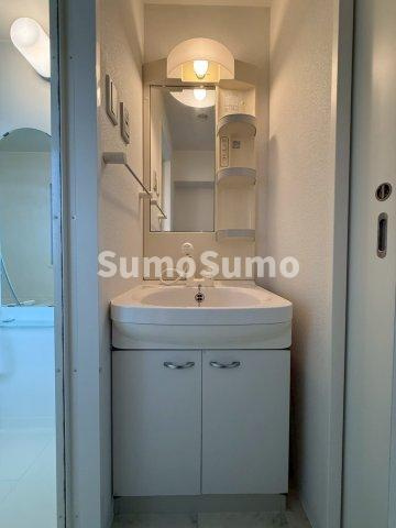 コスモリード谷町六丁目（旧 ドゥーエ谷町）の洗面所