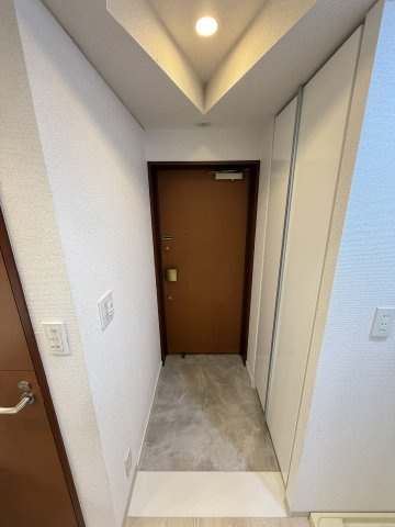 CITY SPIRE桜川Ⅱの玄関