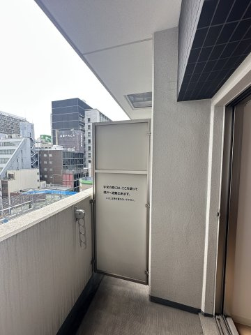 フロンティアコート堺筋本町(旧 ノーブルコート堺筋本町)のバルコニー