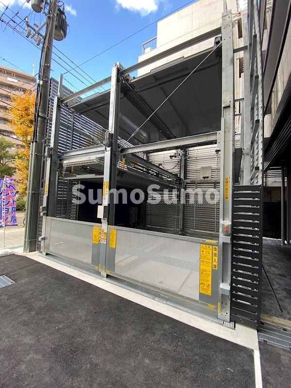 エスリード神戸ハーバークロスの駐車場