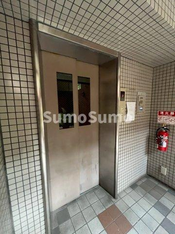 ロイヤル苦楽園の外観