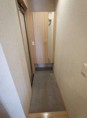 KITANO　COLNの玄関