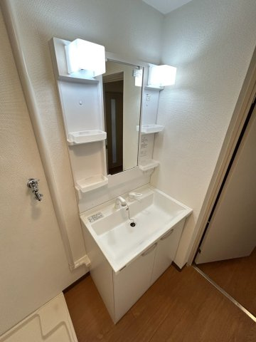 アヴェニール深江南の洗面所