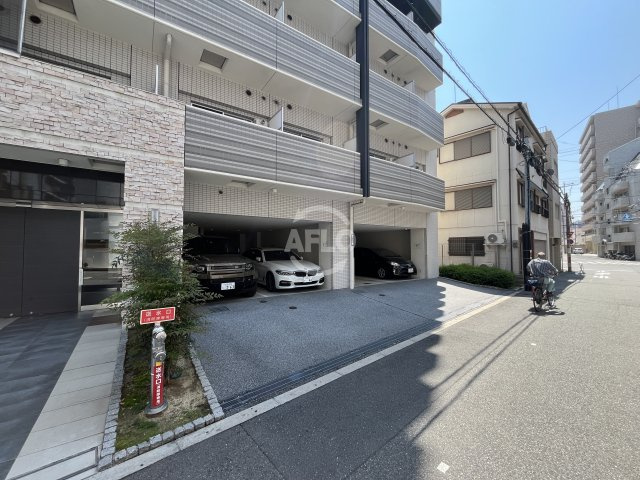 レジュールアッシュ難波MINAMIⅡの駐車場|レジュールアッシュ難波MINAMI-Ⅱ　駐車場