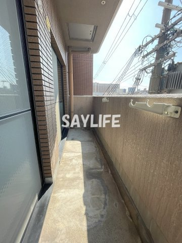 プレステージ鶴見のバルコニー