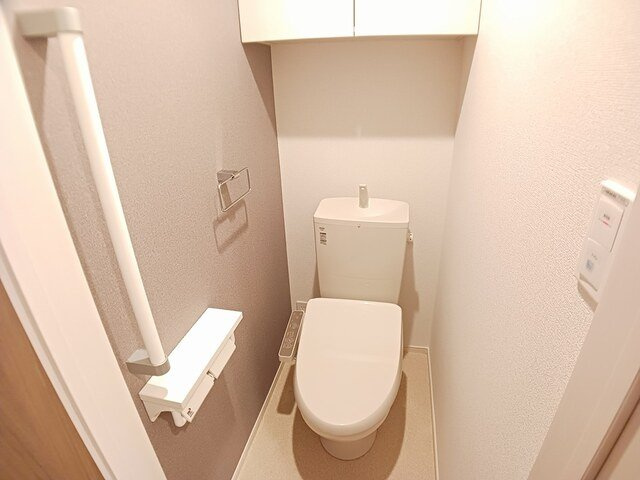 アイランドヒルズ右籾　Ⅱのトイレ|清潔感のあるトイレです